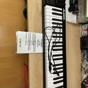 alesis v49 midi 키보드