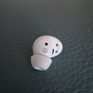 갤럭시 버즈2프로 화이트 왼쪽 유닛