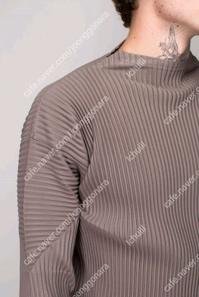 이세이미야케 옴므플리세 긴팔탑--5