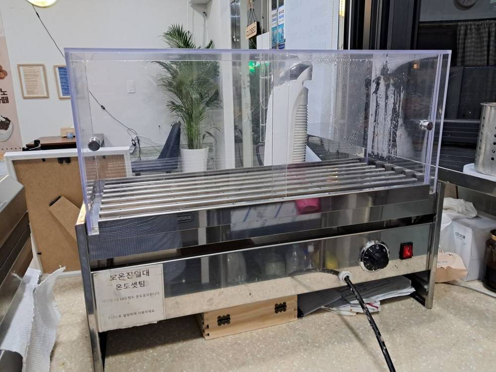 카이저 제빙기, 커피 머쉰, 온수기, 커피 그라인더, 호두과자 기계, 호두과자 온장고 이미지