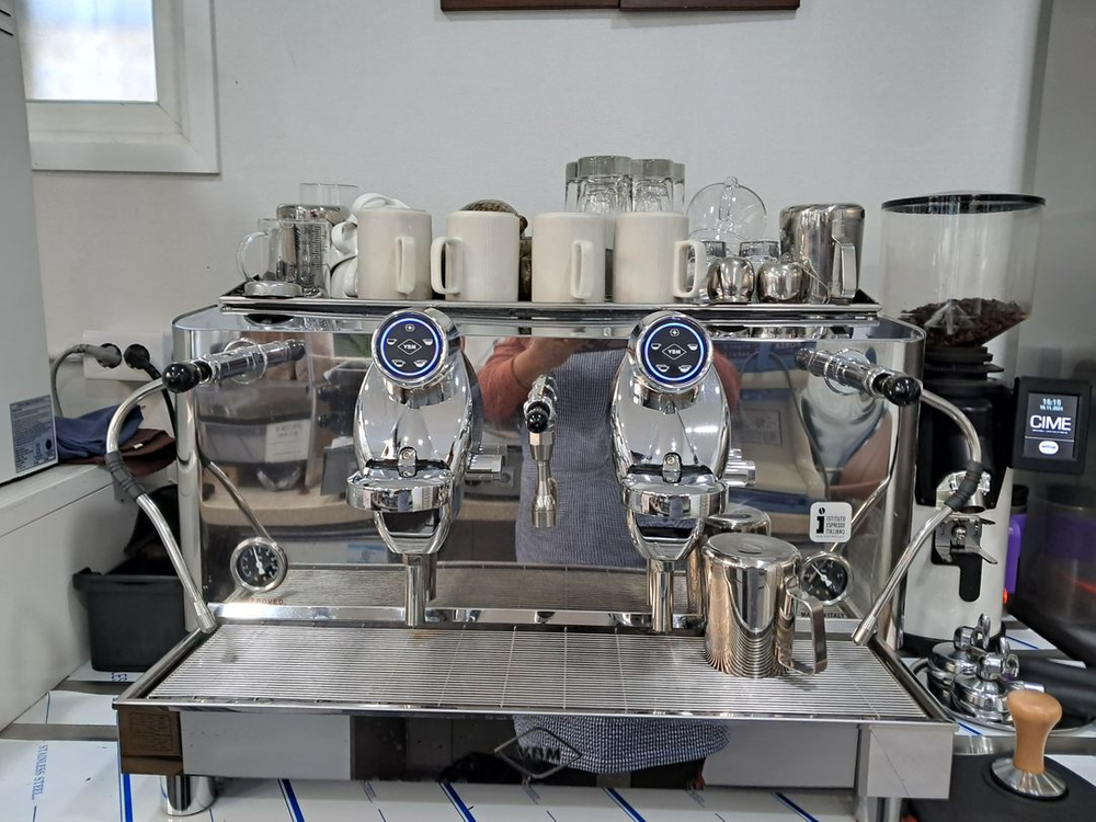 카이저 제빙기, 커피 머쉰, 온수기, 커피 그라인더, 호두과자 기계, 호두과자 온장고 이미지