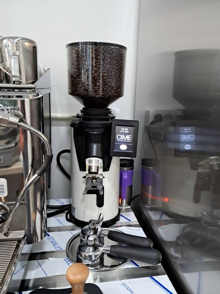 카이저 제빙기, 커피 머쉰, 온수기, 커피 그라인더, 호두과자 기계, 호두과자 온장고 이미지