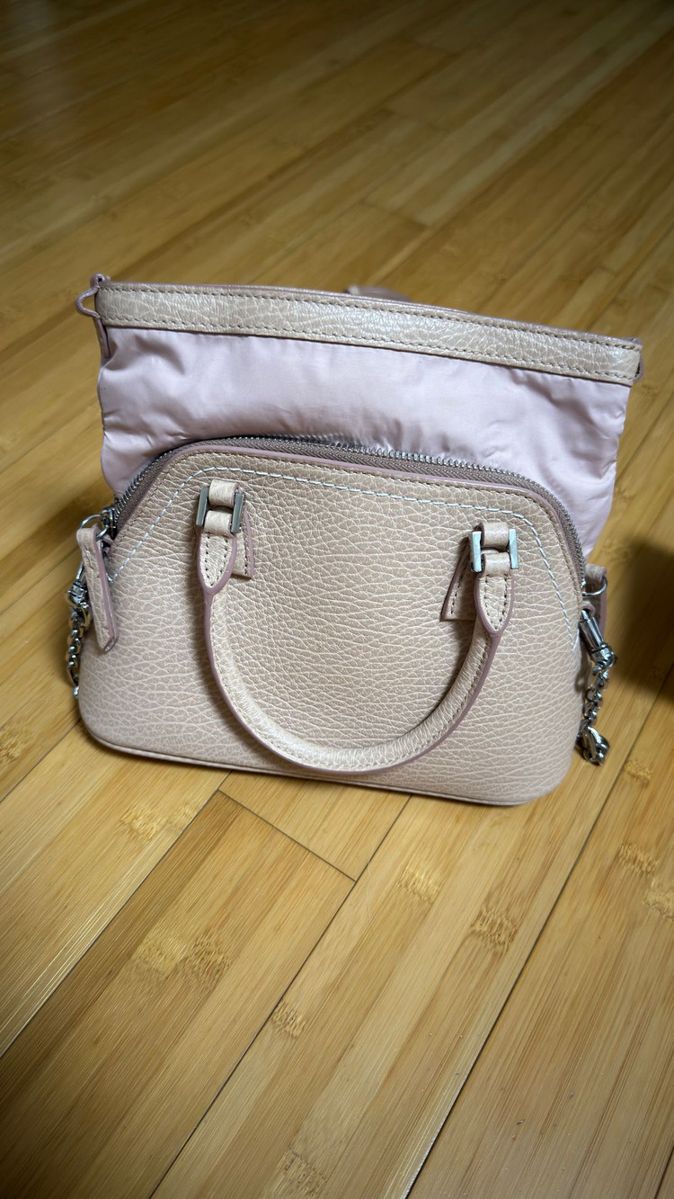 메종마르지엘라 5AC 가방 스몰 핑크색상--1