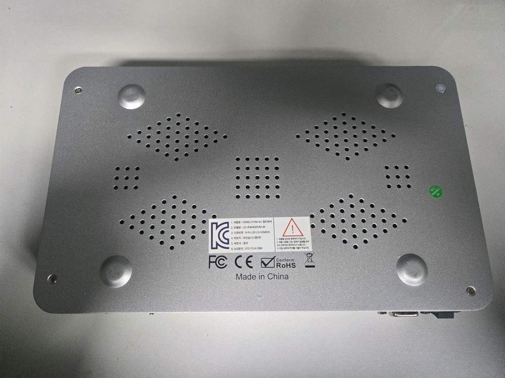 4K 30Hz HDMI KVM Lanstar 멀티뷰어 이미지