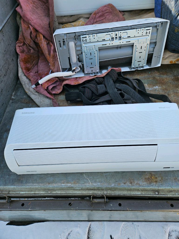 삼성7평 무풍벽걸이 인버터냉난방기 2대 팝니다 이미지