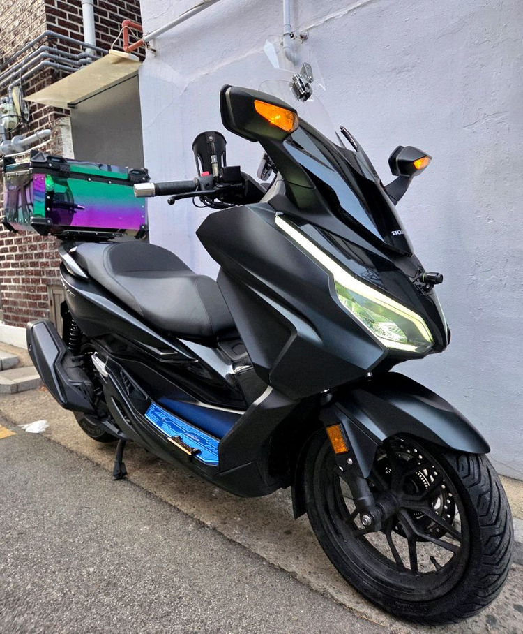 혼다 포르자350 24년식 블박2채널,사용검사 완료--1