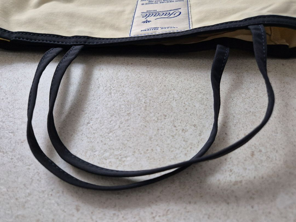 파사드패턴 브리즈 토트백 에크루 이미지