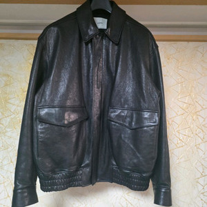 24fw 인더로우 a2 레더 자켓 블랙 3사이즈 105실착 1회