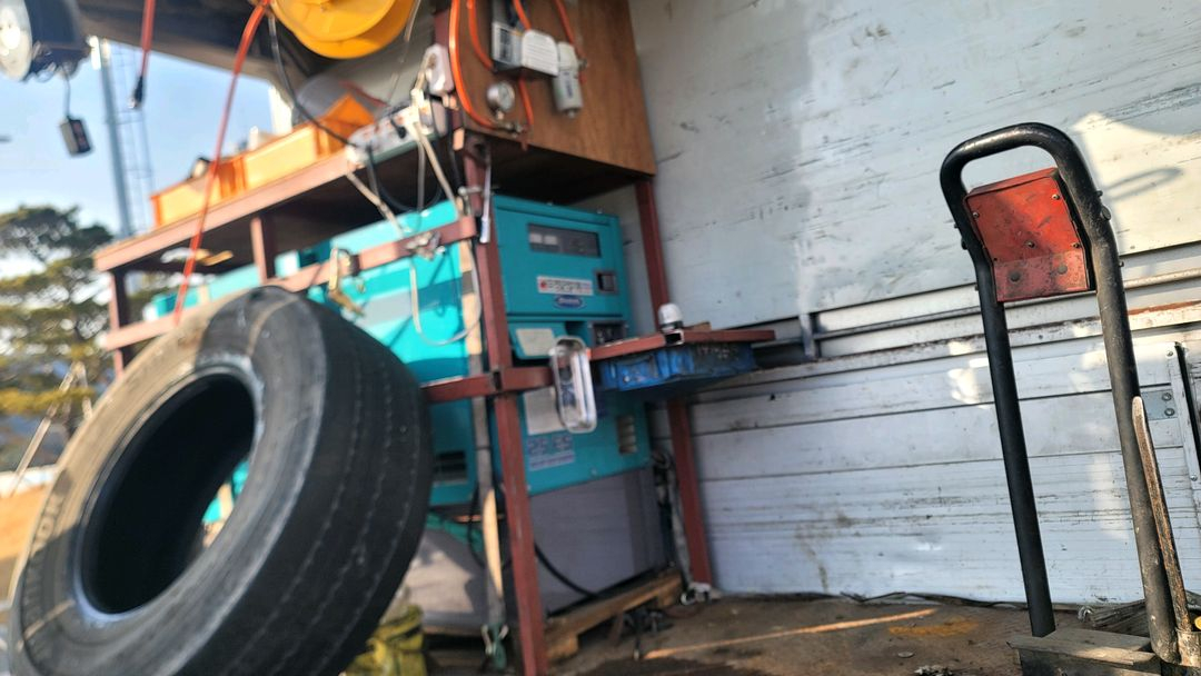 발전기25k 850 탈착기 850 콤프중고압600탱크150 5톤윙바디1200--2