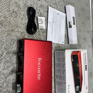 스칼렛 4I4 3세대 포커스라이트 스칼렛4I4 3세대 판매