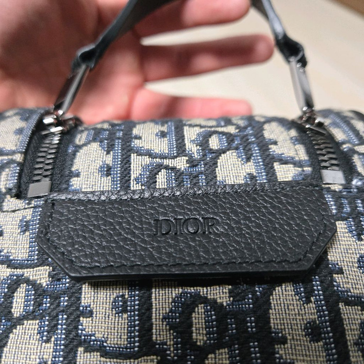 디올 오블리크파우치백--2