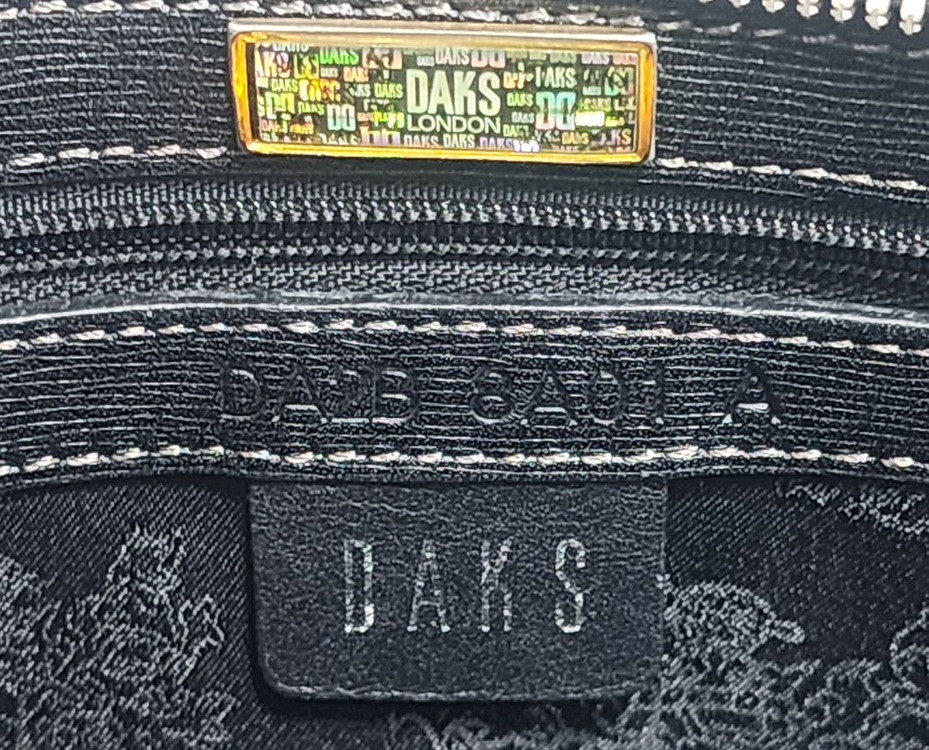 닥스 남성가방 클러치백 한줄체크 맨스백 세컨백 일수가방 BF13--7