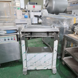 중고후지박피기.후지스키너.돼지껍질제거기계판매합니다