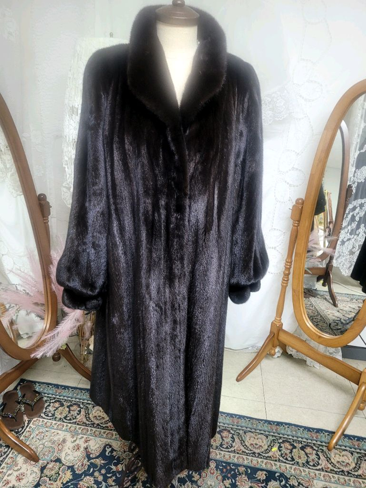 동우모피 블랙그라마 롱밍크코트(116cm)--0