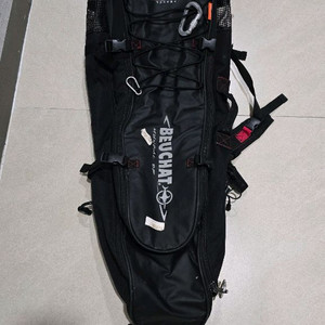 부샤 다이빙 백팩