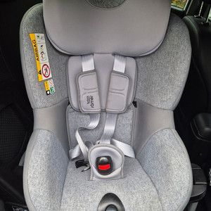 브라이텍스 듀얼픽스 아이사이즈 카시트