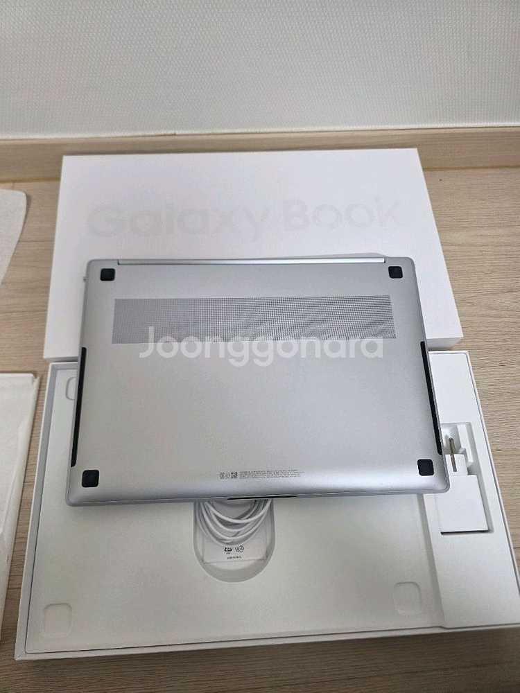 삼성 갤럭시북5 프로 울트라7 판매합니다. NT960XHA-KC71S--4