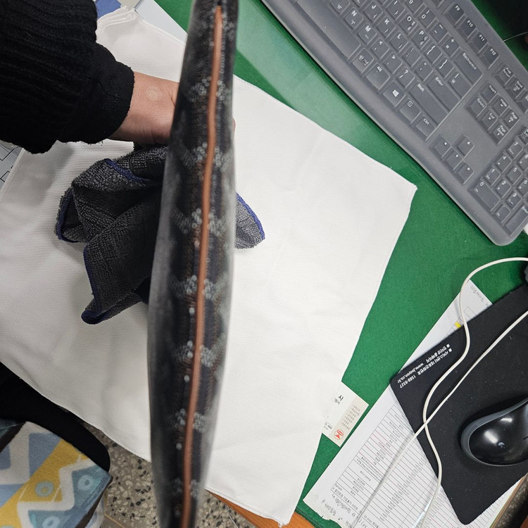 고야드 세나 클러치 MM--2