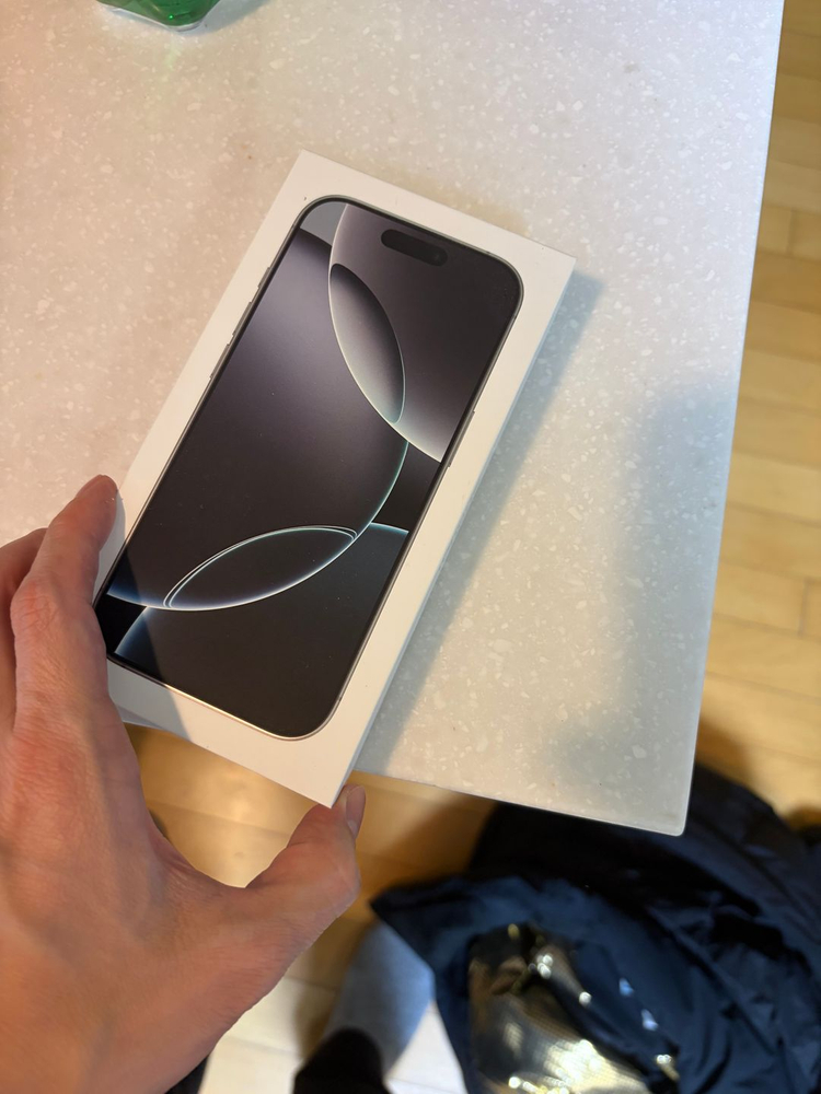 아이폰16프로 화이트티타늄 256GB--7