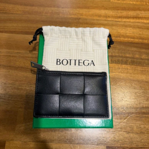 보테가 베네타 카드지갑 815643VBWD38803 팝니다