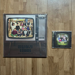 OST - 응답하라1988 한정반 미개봉 LP, 10주년 한정반 미개봉 CD 판매(앨범 개봉 시 내부 랜덤 포카)
