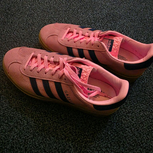 아디다스 가젤 볼드