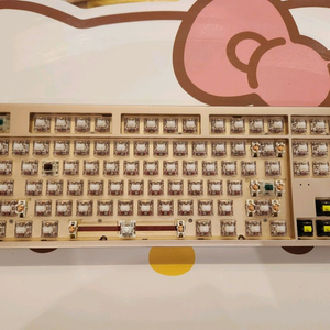 풀알루 금색 키보드