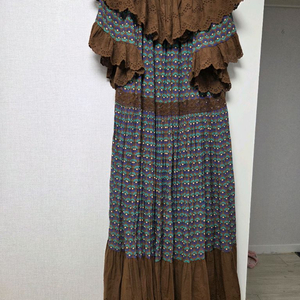 세컨케이 레이스카라 롱 원피스