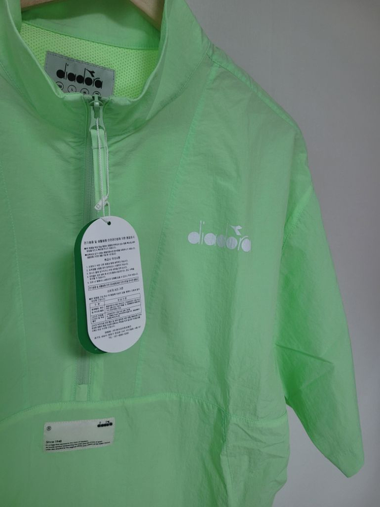 새상품)디아도라 초경량 여름 트레이닝 테니스복L--3