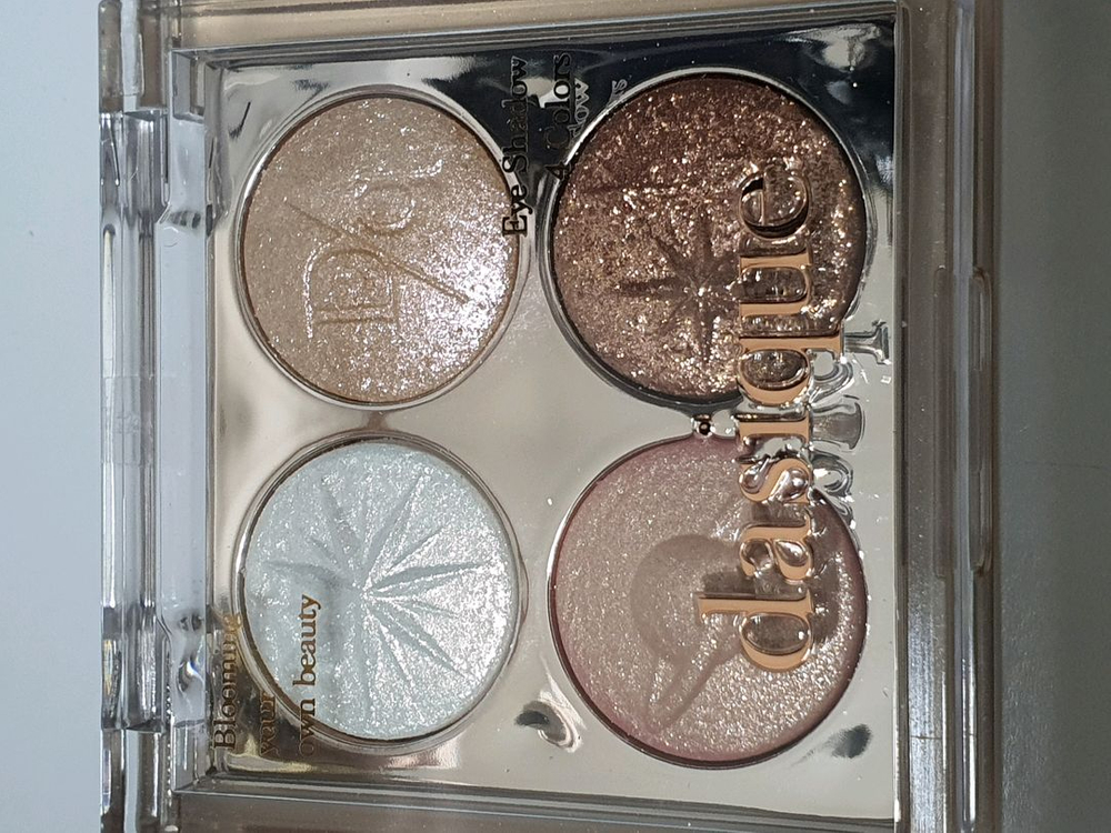 데이지크 스태리나잇 섀도우 팔레트 문라이트--1