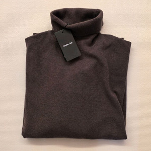 (새상품) 마시모두띠 다크 브라운 터틀넥 M 목폴라