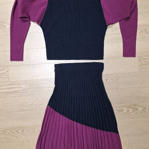 제시뉴욕 니트 스커트 라운드넥 세트