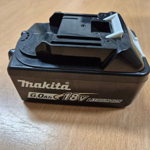 마끼다 18V 6.0Ah 배터리(호환) 판매합니다.