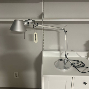 아르떼미데 톨로메오 미니 테이블조명램프