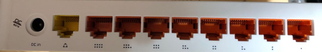 ipTIME T5008 네트워크 공유기 판매합니다.--2