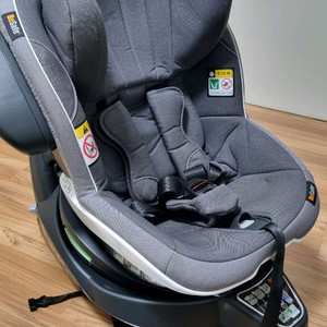 비세이프 이지턴b 카시트 판매합니다.