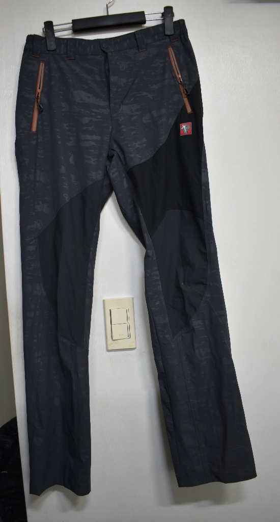 블랙야크 남성 바지 (30) 이미지