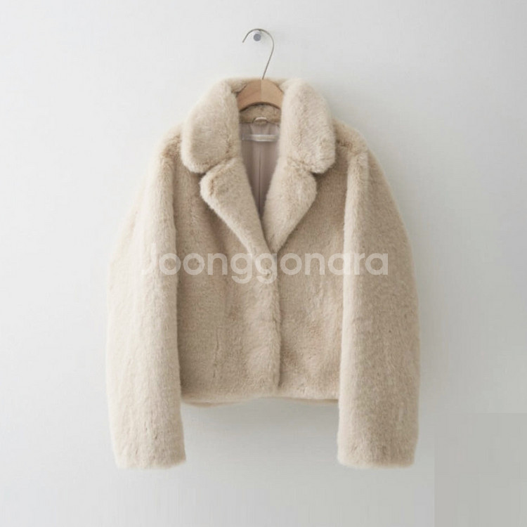 러브유쏘머치(LOVE YOU SO MUCH) 에코퍼 블루종자켓 프리사이즈 새상품--3