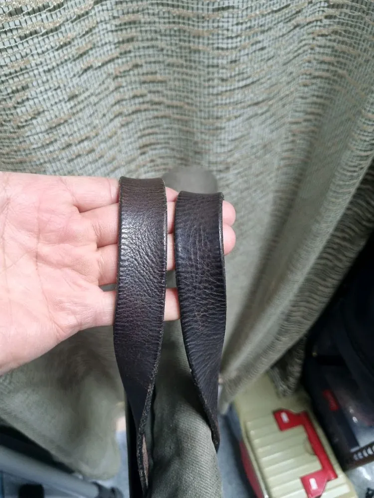 필슨 카키색 가방 올리브 이미지