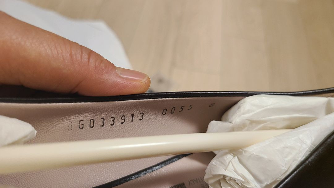 [정품/새상품] 페라가모 CARLA 55 블랙 펌프스 8D--1