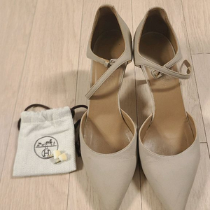 [정품] 에르메스 아이보리 여성 구두 37.5
