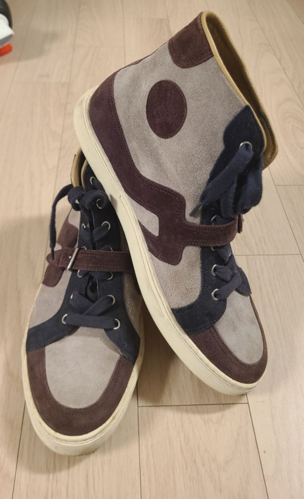 [정품] 에르메스 스니커즈 42사이즈--1