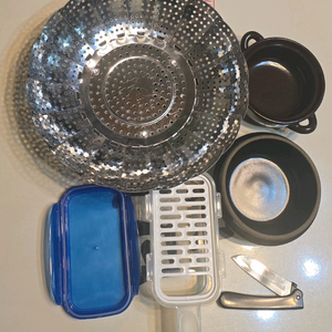 뚝배기2종과 스텐찜기(대형)그외 2종
