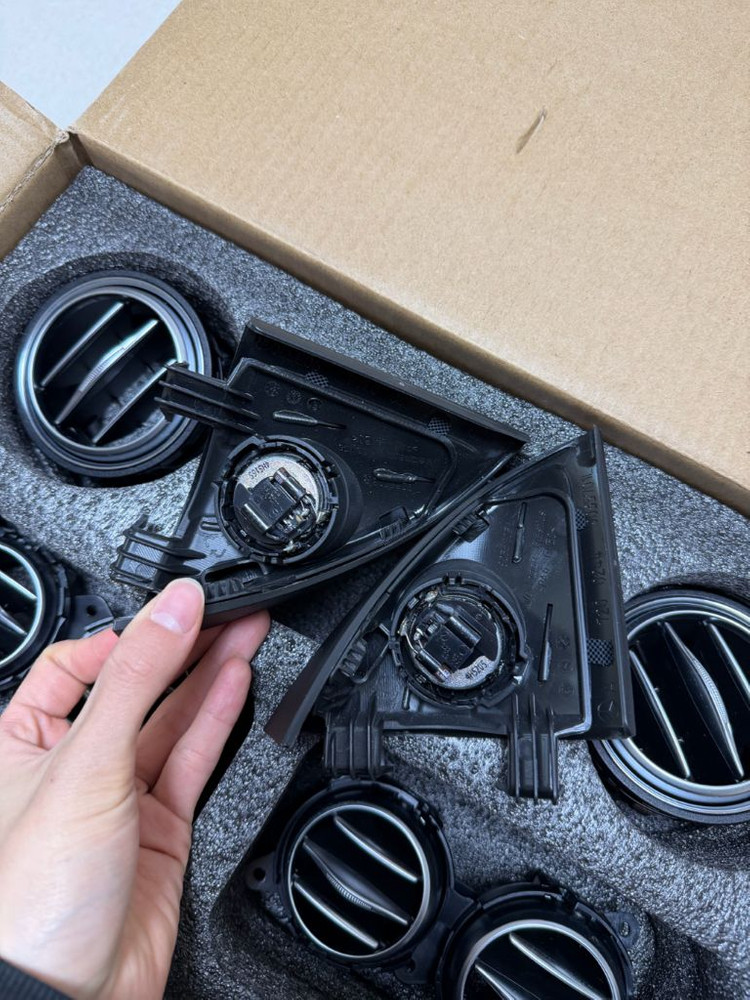 벤츠 w222/s클래스 엠비언트 송풍구세트--1