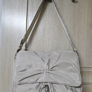 제이에스티나 크로스백 택포 삼만원