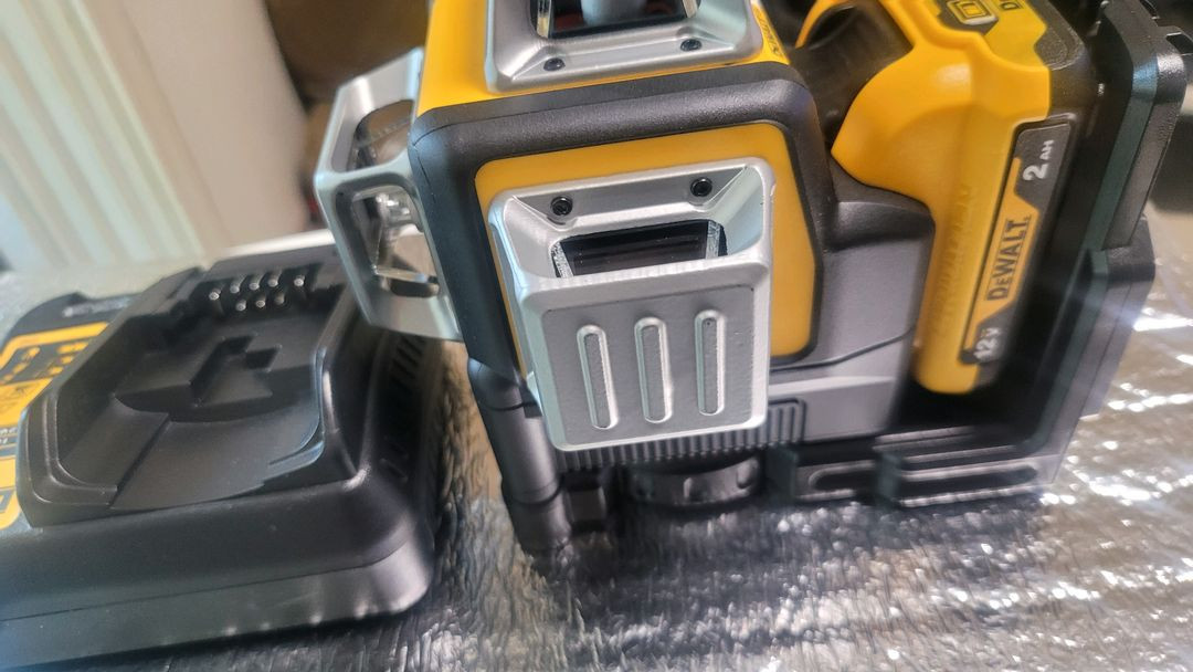 디월트 레이저 레벨기 12라인 3D 자동 셀프--2