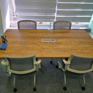 사무용, 회의용, 원형 책상 & 의자 판매
