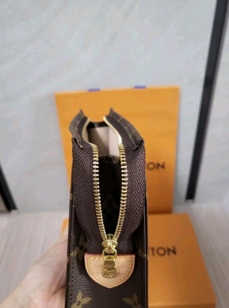 루이비통 토일렛19--6