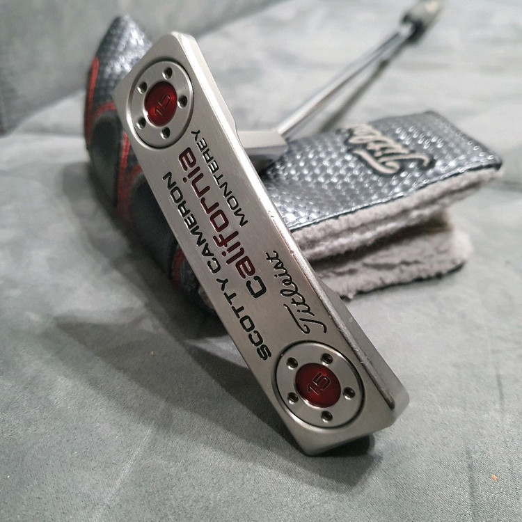 스카티카메론 캘리포니아(몬테레이)34인치 퍼터(국내정품)상태좋아요. 이미지