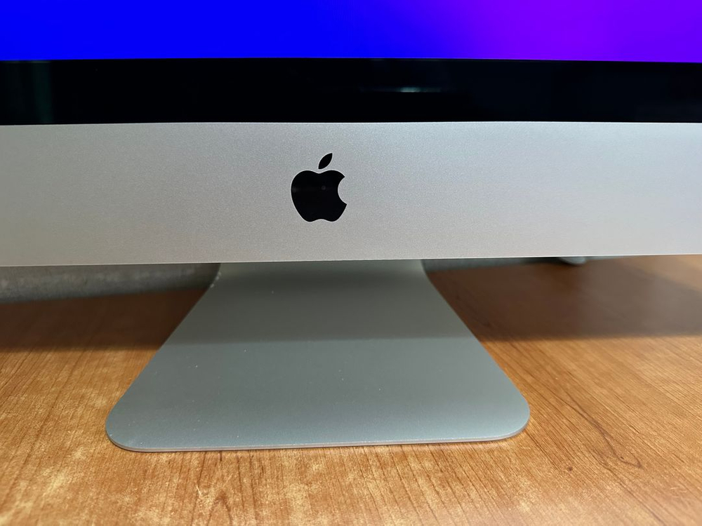 아이맥2020년식 최고사양 cto 풀박스 i7 ssd2tb 5700xt 16g 10g이더넷 이미지